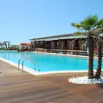 Chalet House,giardino,piscina,spiaggia, 6 Posti Viareggio